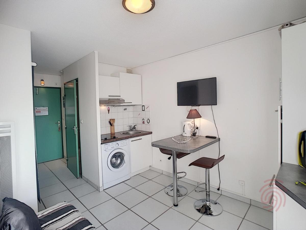 Studio Renove Avec Balcon, Animaux Acceptes, Wifi, A 650M Des Thermes - Fr-1-451-92 Lamalou-les-Bains Exterior photo
